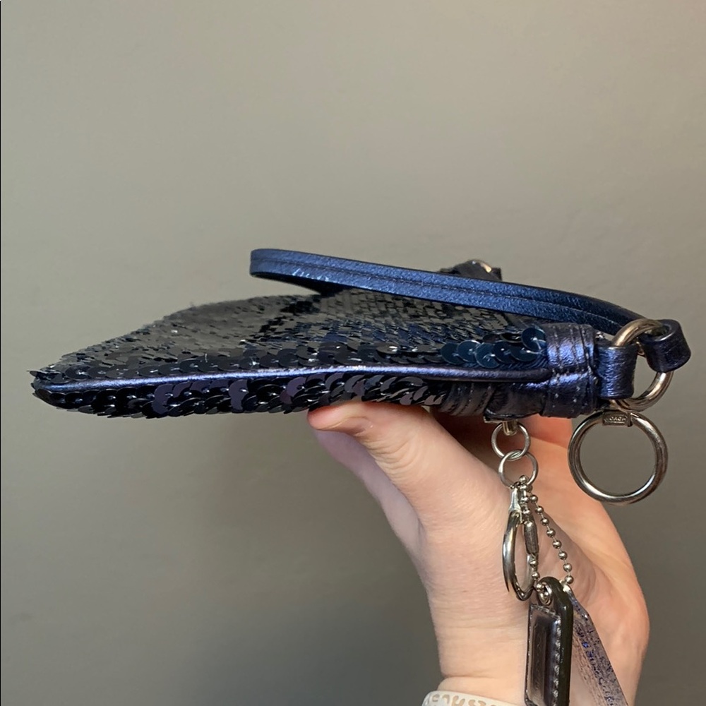 BUNDLE FOR @hope_this_helps - EUC - Coach Poppy Blue Sequin Wristlet - Picture 9 of 15